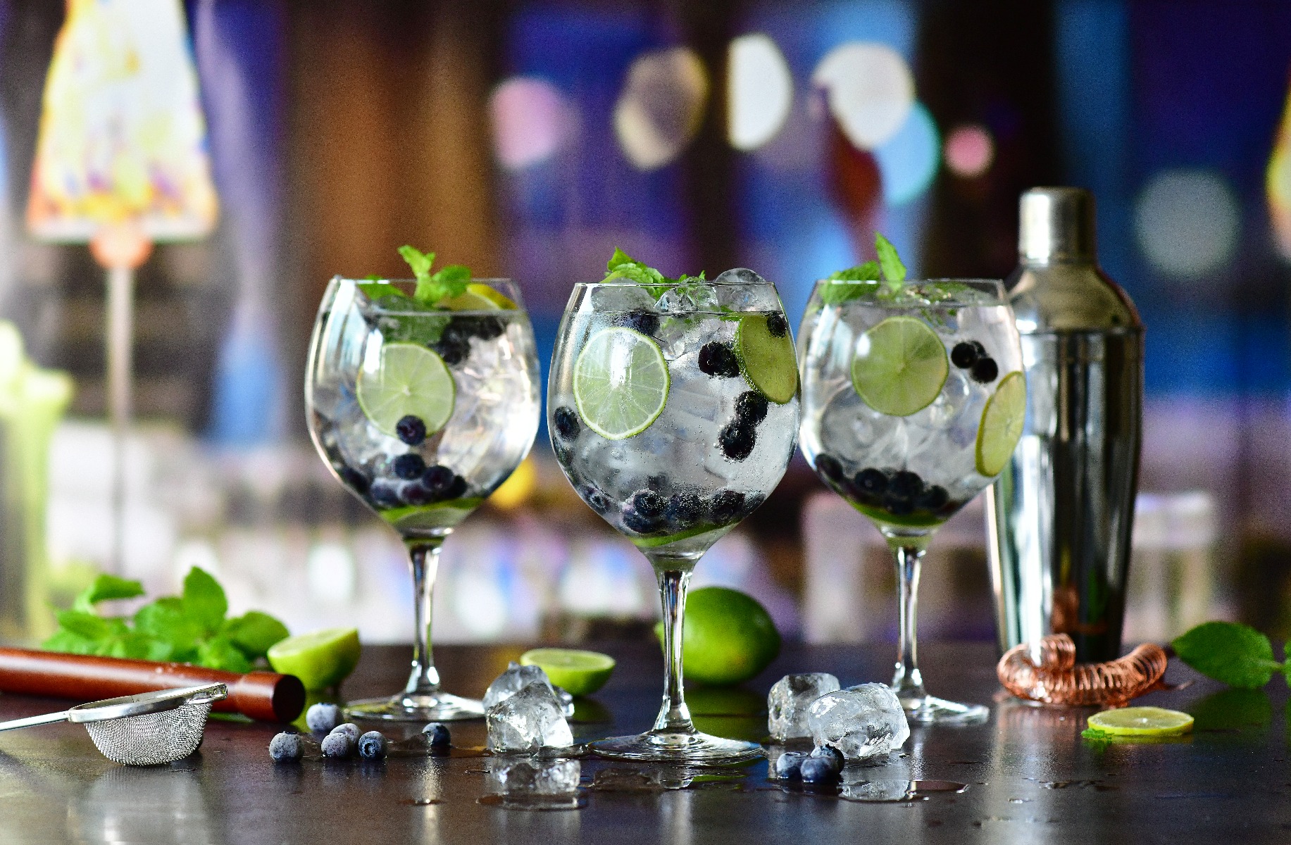 Gin z tonikiem – historia, sposób serwowania i warianty - blog KROS NO