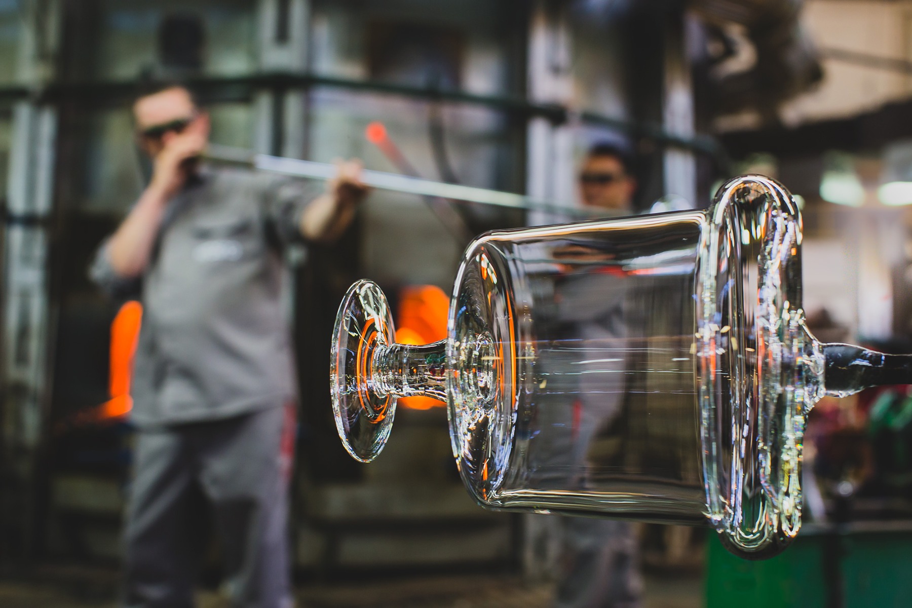 Ręczny proces produkcji szkła - Krosno Glass Ręczny proces produkcji szkła - Krosno Glass